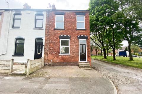 3 bedroom end of terrace house for sale, Orchard Street, Wigan, WN4 8QA