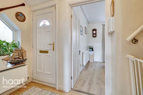 157 Hale End Road, London, E17 4DX
