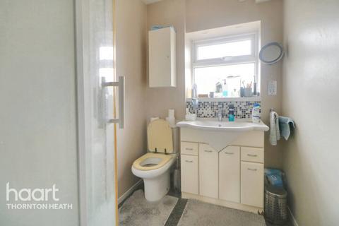 13 Zermatt Road, Thornton Heath, CR7 7BL