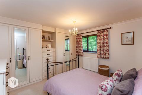 4 bedroom detached house for sale, Horrocks Fold, Bolton, Greater Manchester, BL1 7BX