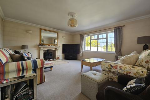 Ascot House Turnpike, Sampford Peverell, Tiverton, EX16 7BN