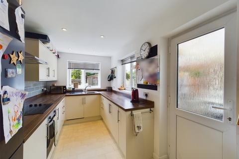47 Henwick Avenue, Worcester, WR2 5JB