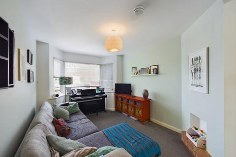 47 Henwick Avenue, Worcester, WR2 5JB