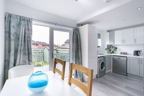 25 Ashkirk Place, Dundee, DD4 0TN