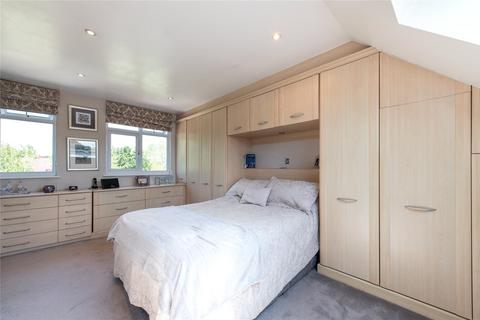 4 bedroom semi-detached house for sale, Plains Avenue, Maidstone, Kent, ME15