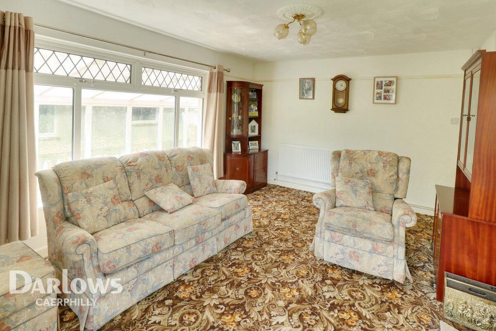 Porset Row, Caerphilly 3 bed bungalow for sale £350,000