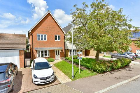 4 bedroom detached house for sale, Clayhill Gardens, Hoo, Rochester, Kent