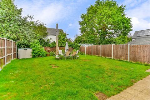 3 Clayhill Gardens, Hoo, Rochester, ME3 9FA