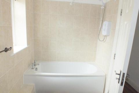 3 bedroom apartment to rent, Flat 9 Bawaz Place 1 Independent Street, Nottingham, NG7 3LN