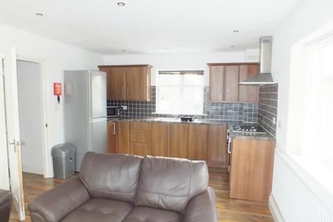 3 bedroom apartment to rent, Flat 9 Bawaz Place 1 Independent Street, Nottingham, NG7 3LN