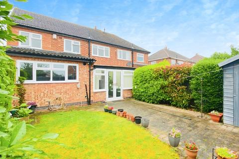 4 bedroom semi-detached house for sale, Kings Drive, Leicester Forest East, LE3