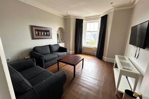 3 bedroom flat to rent, Whitehall Place, City Centre, Aberdeen, AB25