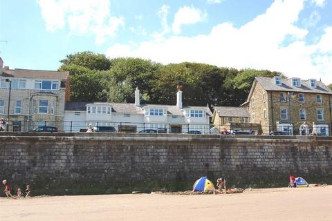 3 bedroom apartment for sale, Swiss Cottage Court, The Beach, Filey