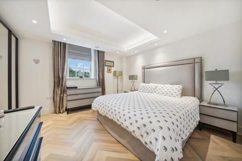 2 bedroom flat to rent, The Star and Garter, Richmond Hill, Richmond, London, TW10