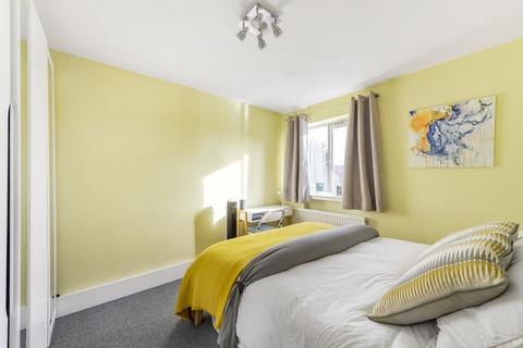 1 bedroom apartment to rent, Lymington Road London NW6