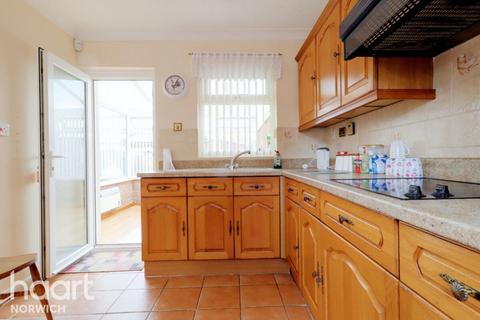 2 bedroom end of terrace house for sale, Bowthorpe Road, NORWICH