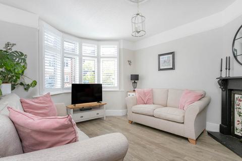 50 Abbotts Crescent, London, E4 9SB