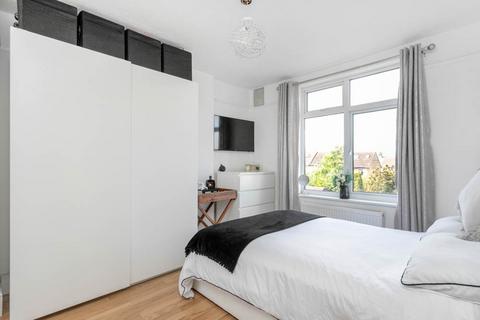 50 Abbotts Crescent, London, E4 9SB