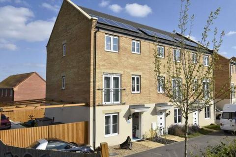 4 bedroom end of terrace house for sale, Shipton Grove, Hempsted, Peterborough, PE7