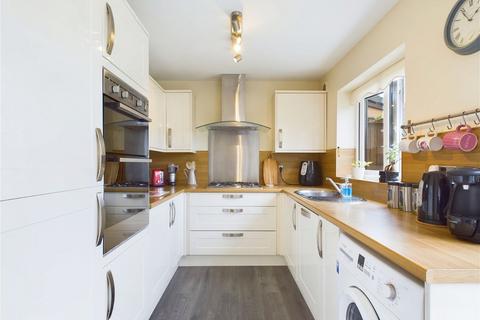 3 bedroom semi-detached house for sale, Newbury Road, Skelmersdale, WN8 6QJ