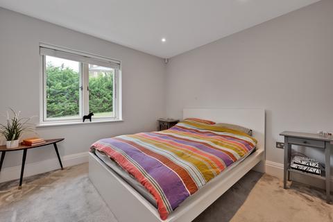 2 bedroom apartment to rent, Northdown Lane, Guildford, Surrey, GU1