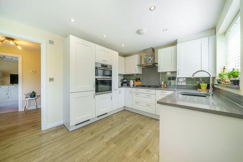 3 bedroom semi-detached house for sale, Liphook ex show home