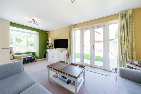 undefined, Liphook x-show home