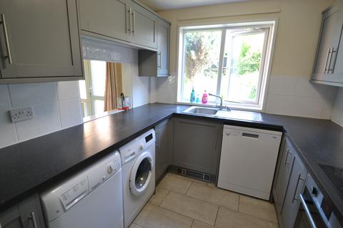 3 bedroom terraced house to rent, Downland Drive, Crawley RH11
