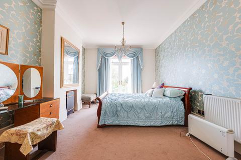 10 Cambridge Road, Southend-on-sea, SS1 1ET