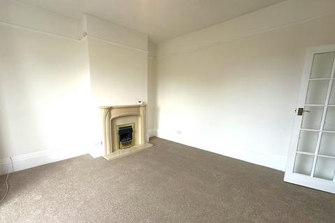 2 bedroom flat to rent, Dagmar Road, Exmouth EX8