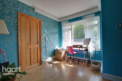 2 bedroom flat for sale, Monnow Way, Newport