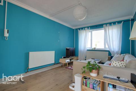 2 bedroom flat for sale, Monnow Way, Newport