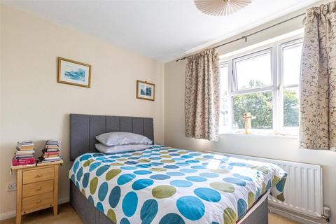 19 Stonefield Close, Eastleaze, Swindon, SN5 7EQ
