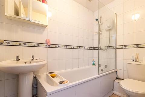 19 Stonefield Close, Eastleaze, Swindon, SN5 7EQ