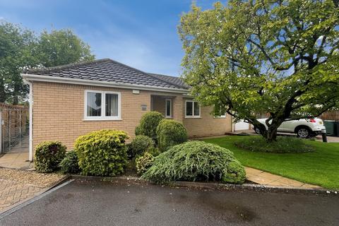 3 bedroom bungalow for sale, St. Marys Grove, Nailsea, North Somerset, BS48