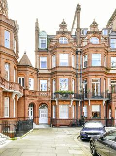 3 bedroom apartment to rent, Sloane Gardens, London SW1W