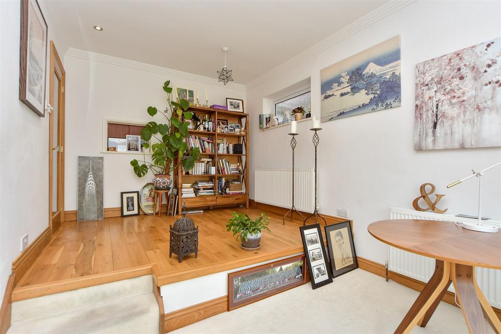Roebuck Road, Rochester, Kent 3 bed detached house for sale £700,000