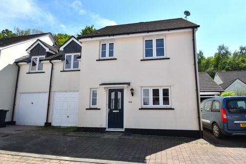 3 bedroom semi-detached house to rent, Woodland Close, Bampton, Tiverton, Devon, EX16