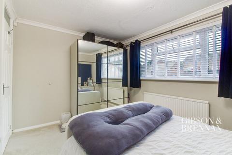 9 Bradbourne Way, Pitsea, Basildon, SS13 2DW
