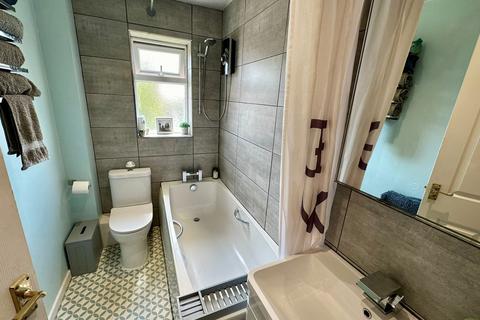 1 Manor Fields, Burghill, Hereford, HR4 7RR