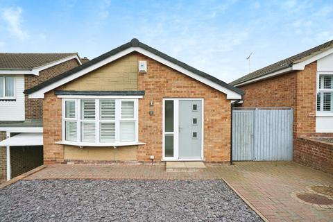 2 bedroom property for sale, Hawthorn Crescent, Burton-on-Trent DE15