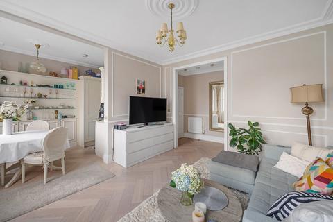 2 bedroom flat for sale, Cornwall Gardens, London