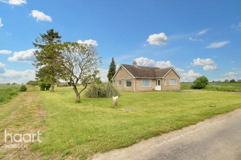 3 bedroom detached bungalow for sale, Mays Lane, Leverington