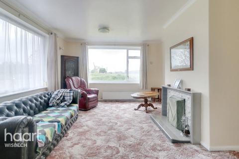 3 bedroom detached bungalow for sale, Mays Lane, Leverington