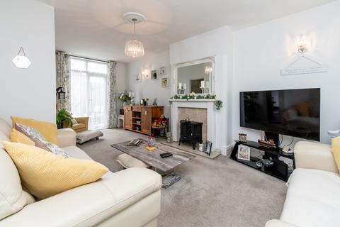 174 Rainhill Road, Rainhill, Prescot, L35 4PL