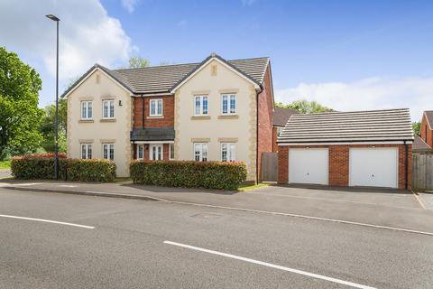 41 Biddestone Avenue, Coate, Swindon, SN3 6DE