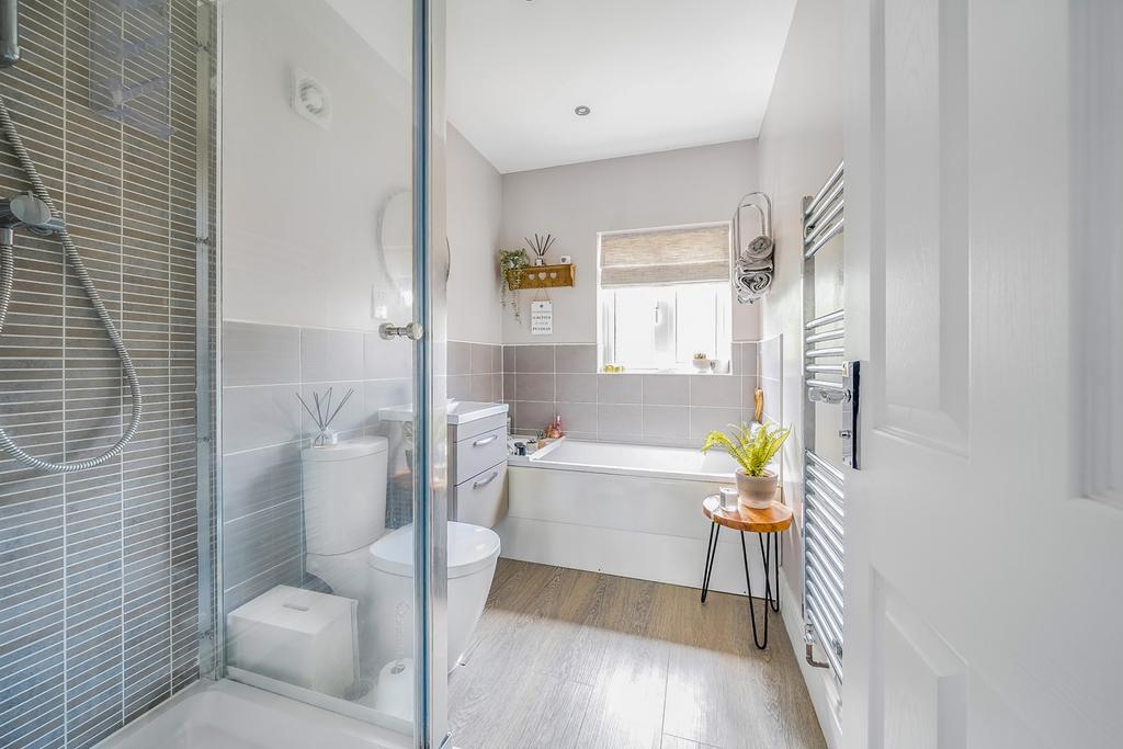 Bedroom One Ensuite