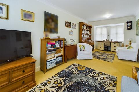 2 bedroom house for sale, Belvedere Walk, Bolnore Village, Haywards Heath, RH16