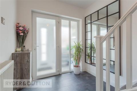 32 Euxton Close, Bury, BL8 2HY