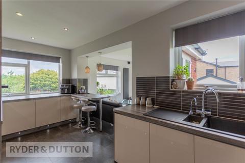 32 Euxton Close, Bury, BL8 2HY